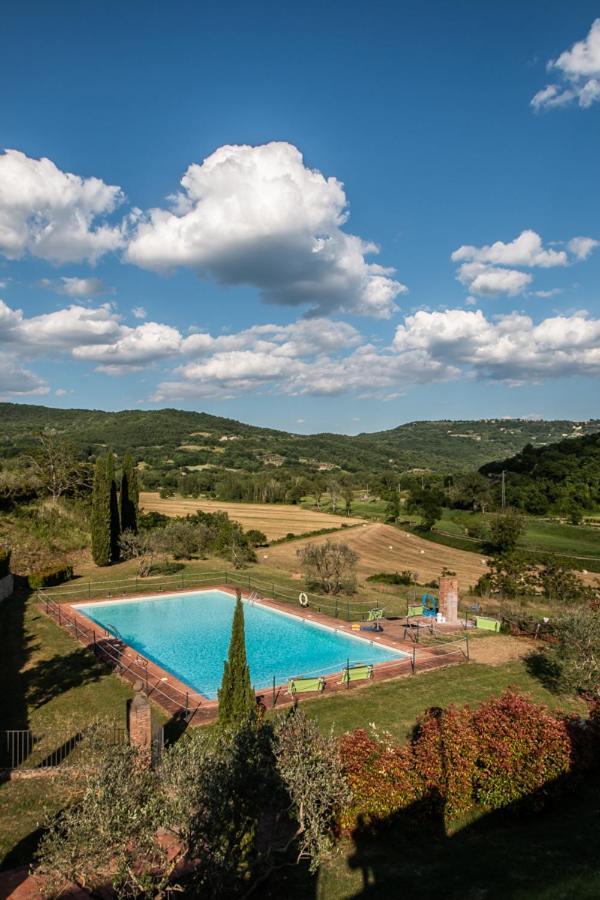 Montegabbione Il Colombaio Agriturismo מראה חיצוני תמונה
