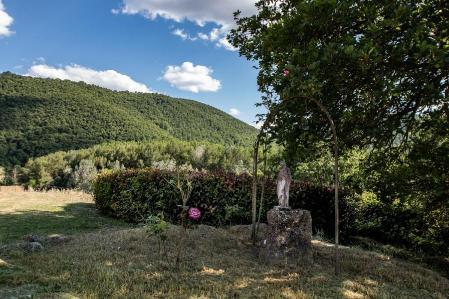 Montegabbione Il Colombaio Agriturismo מראה חיצוני תמונה