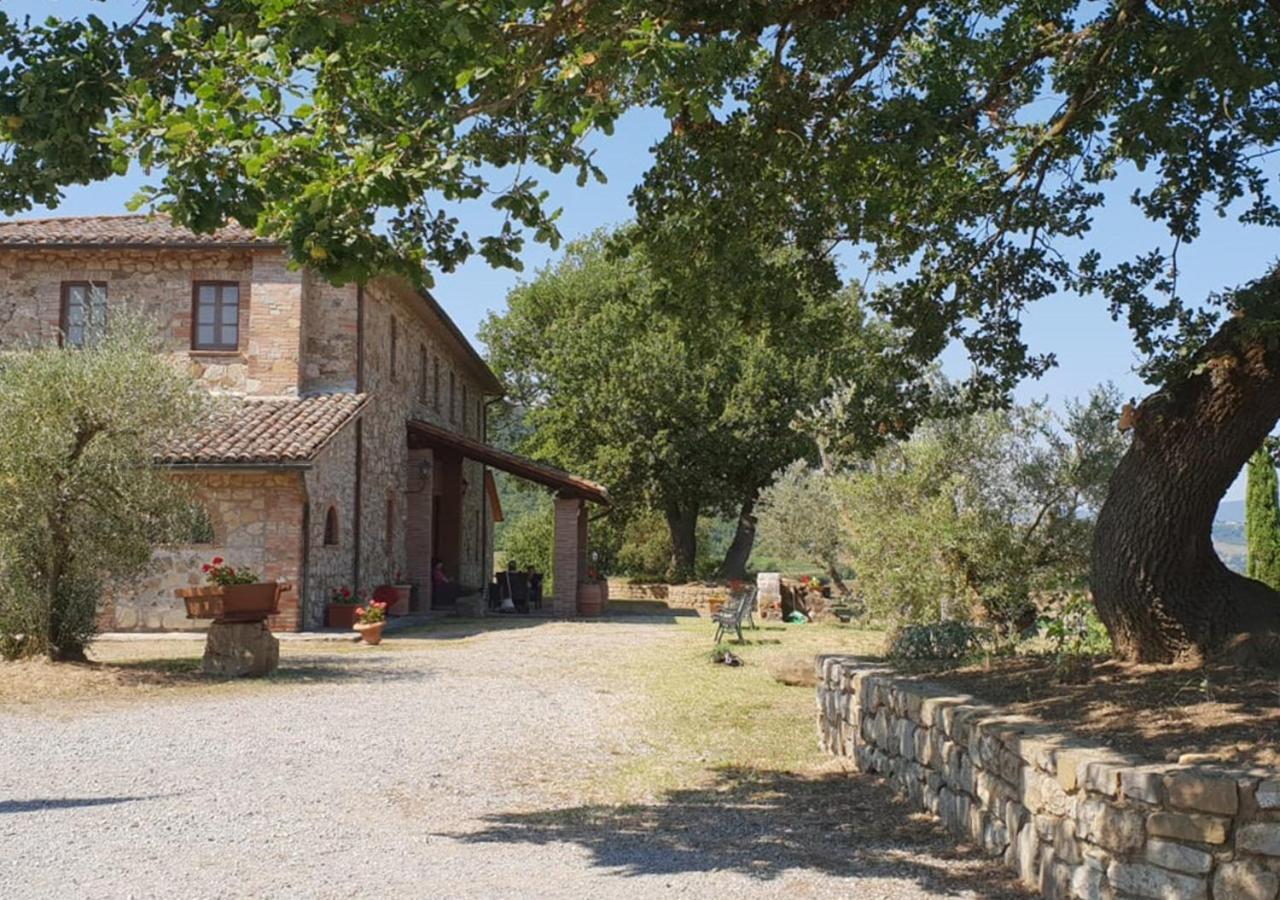 Montegabbione Il Colombaio Agriturismo מראה חיצוני תמונה